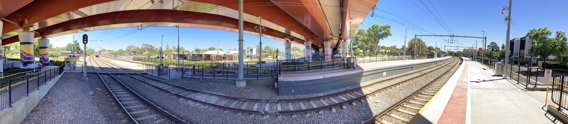 Electrified rail corridor on the Gawler line